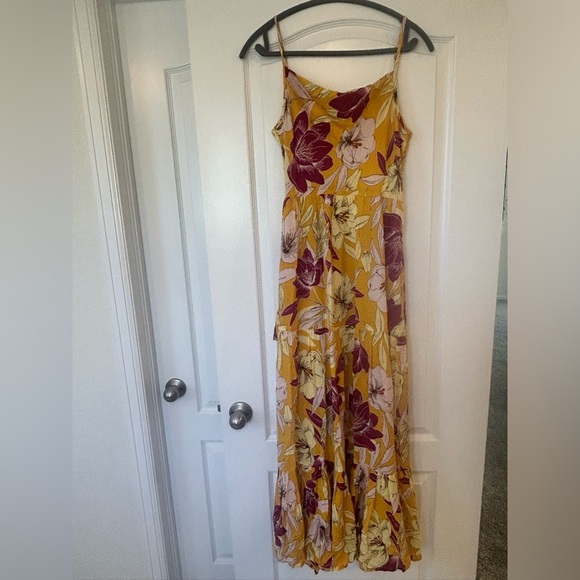 NWT BAND OF GYPSIES LOVESCAPE GOLD FLORAL COWL NECK MAXI DRESS - Picture 3 of 9